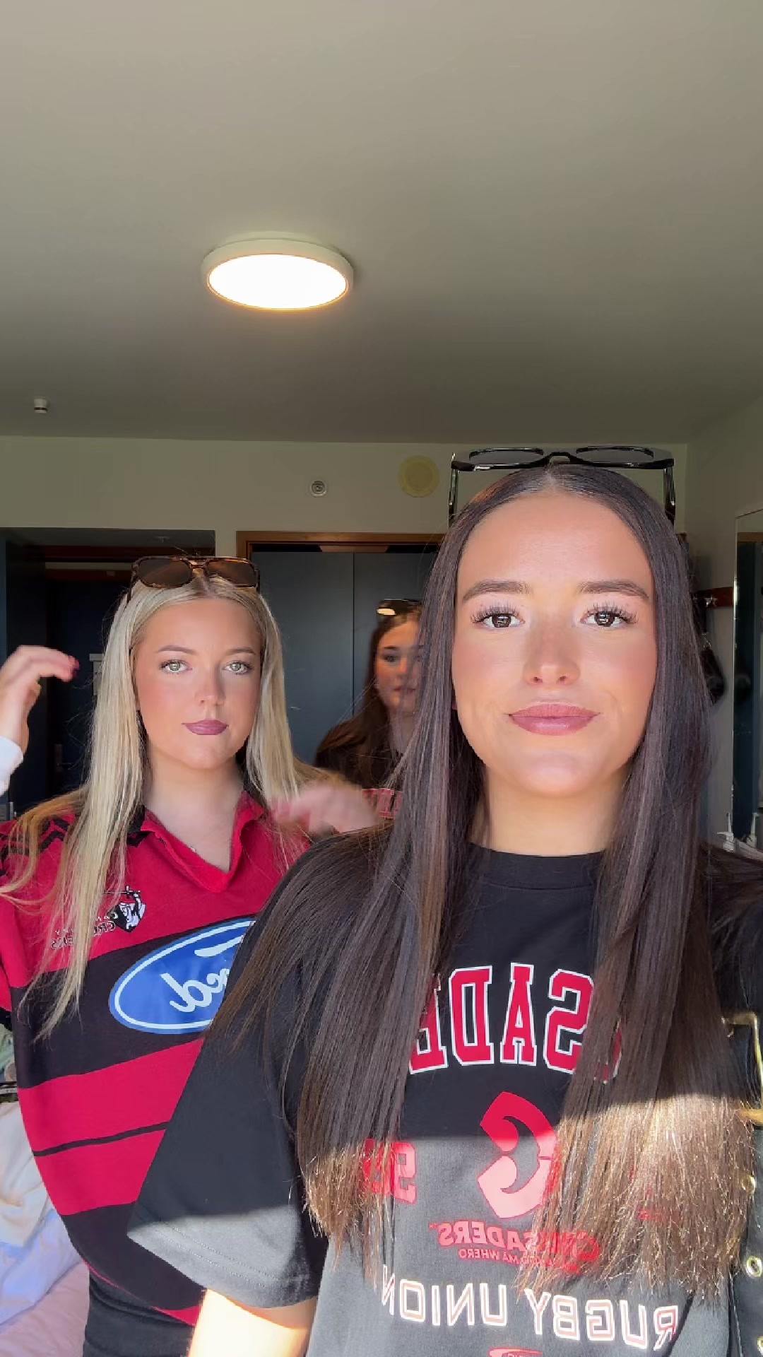 @izzy nicholls