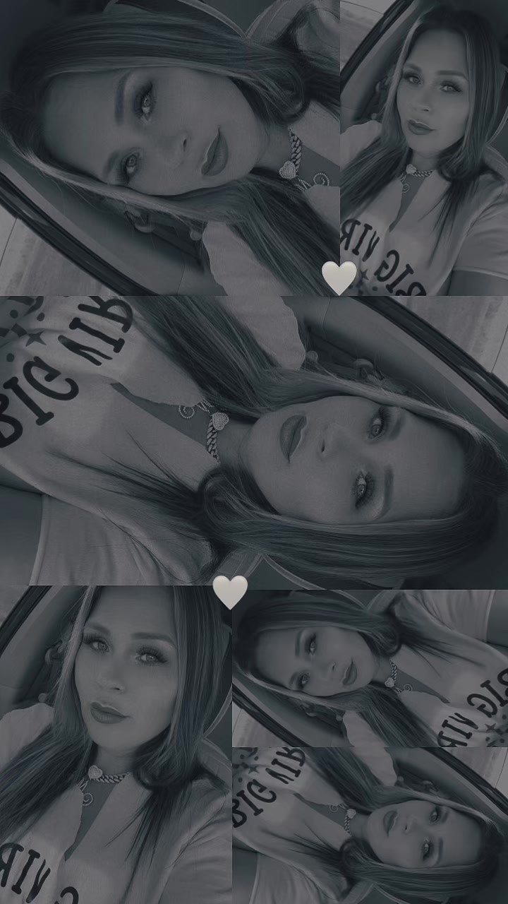 @M E G A N 🦋✨