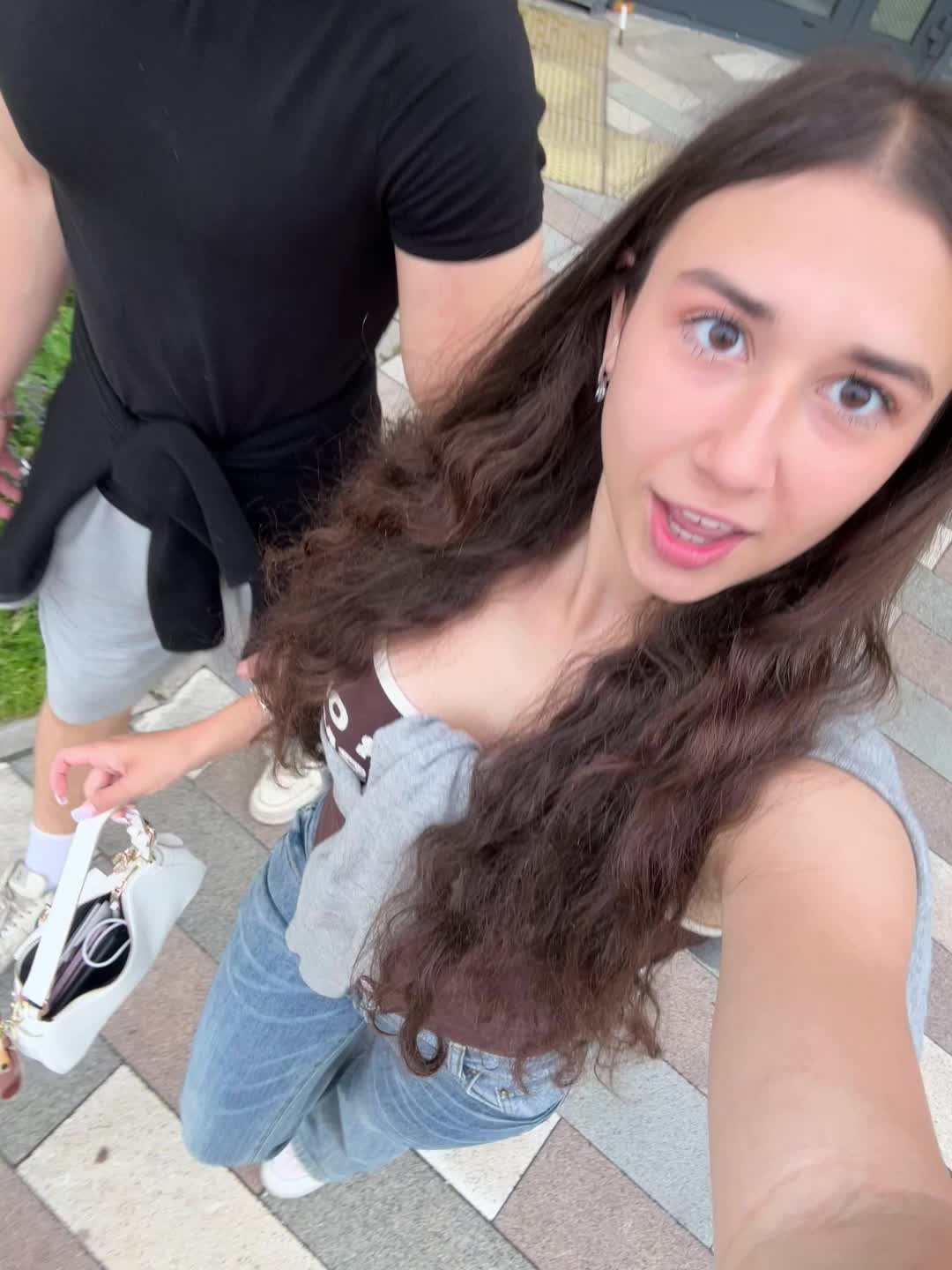 @lisinali