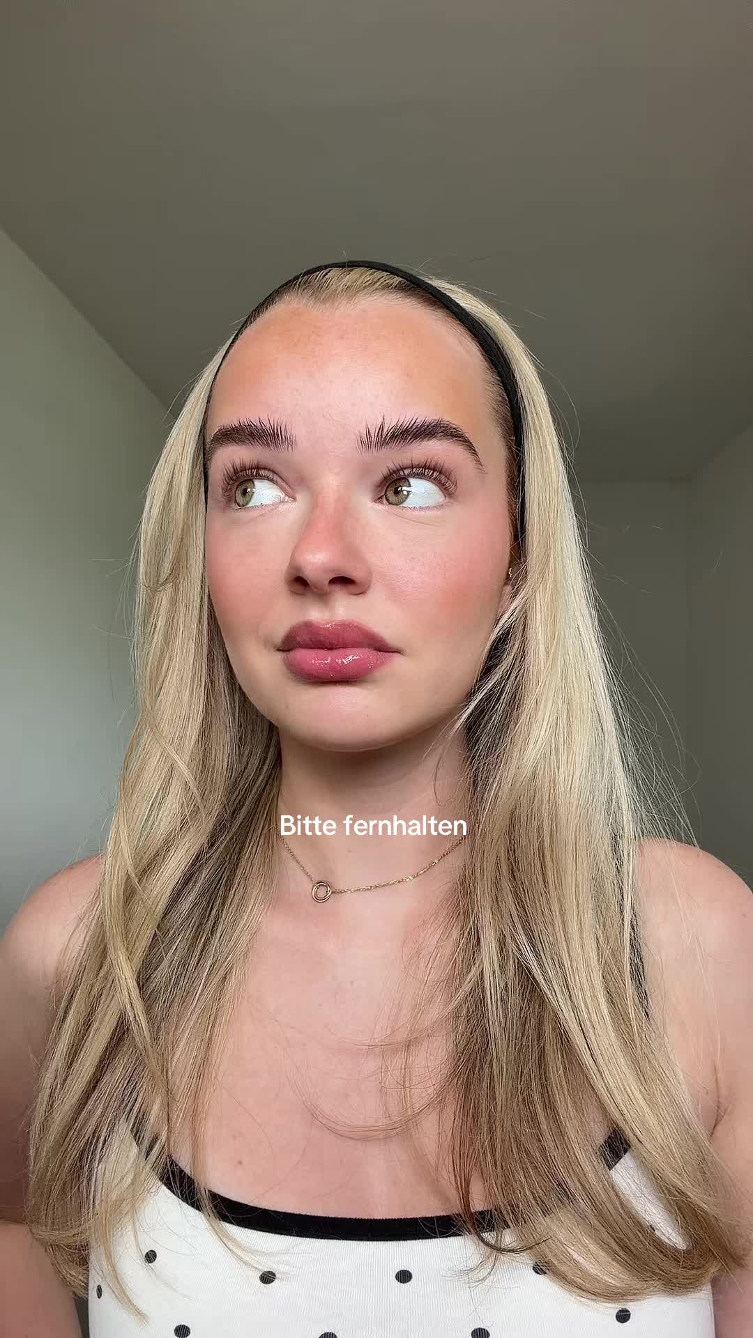 @Lara