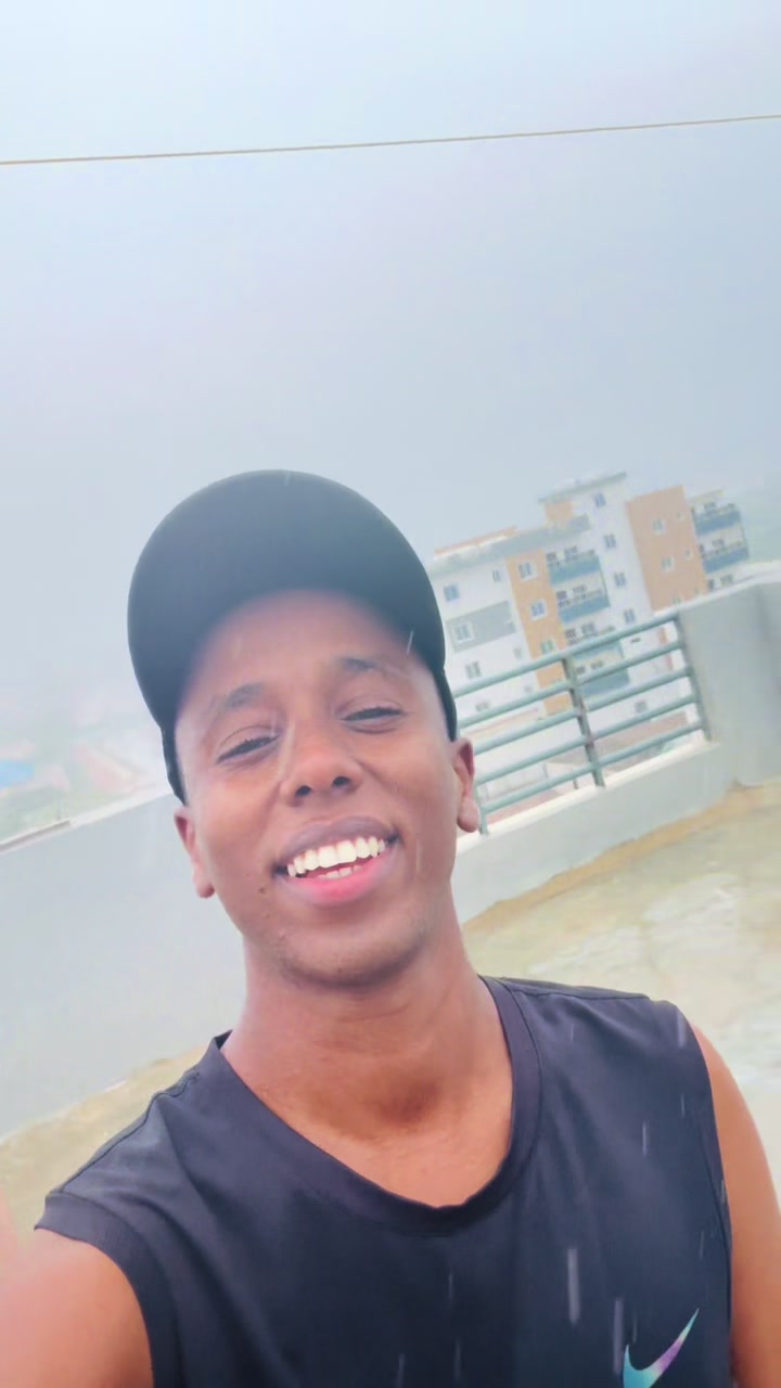@Shutter Comedian
