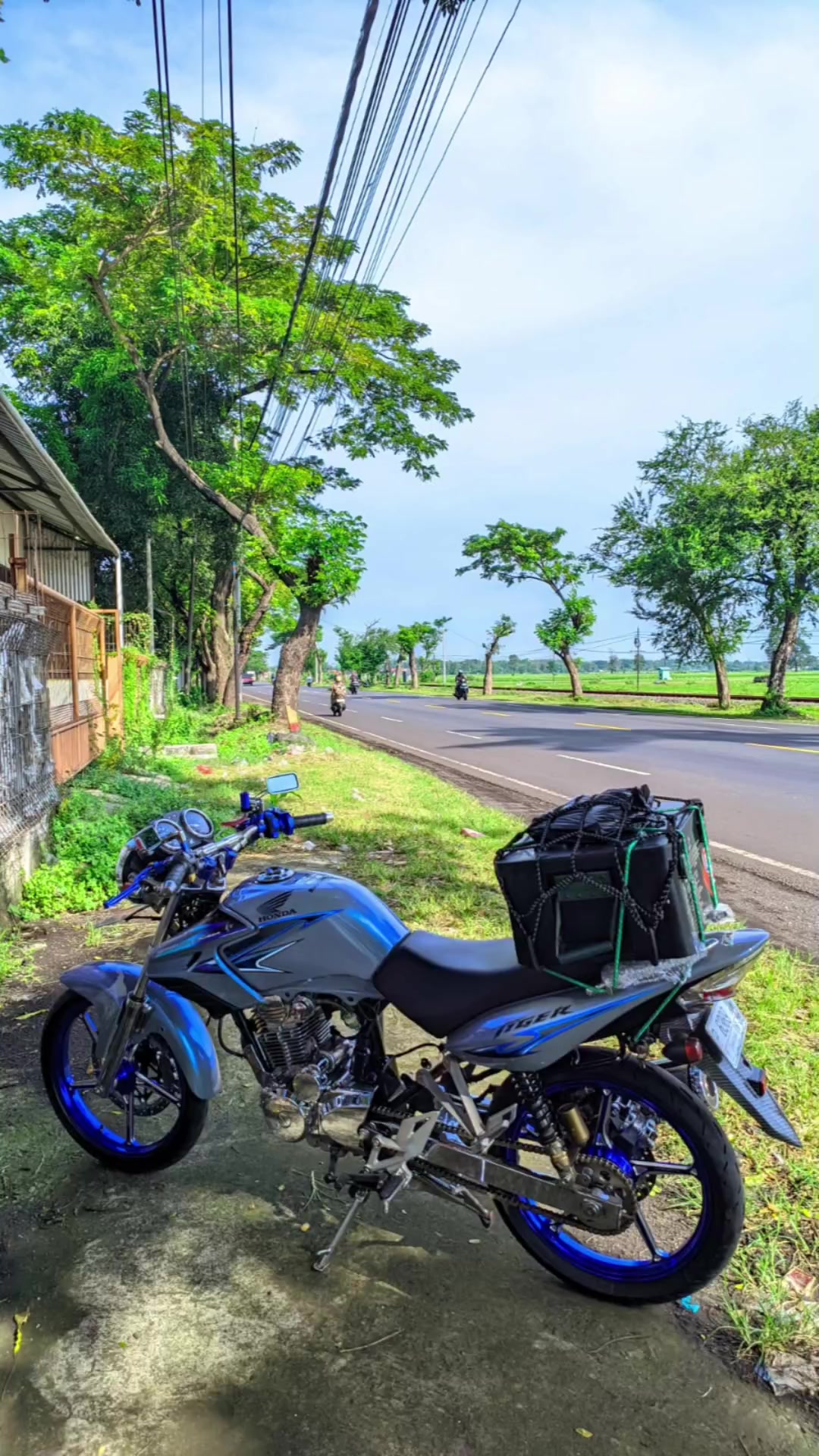 @DHETIX