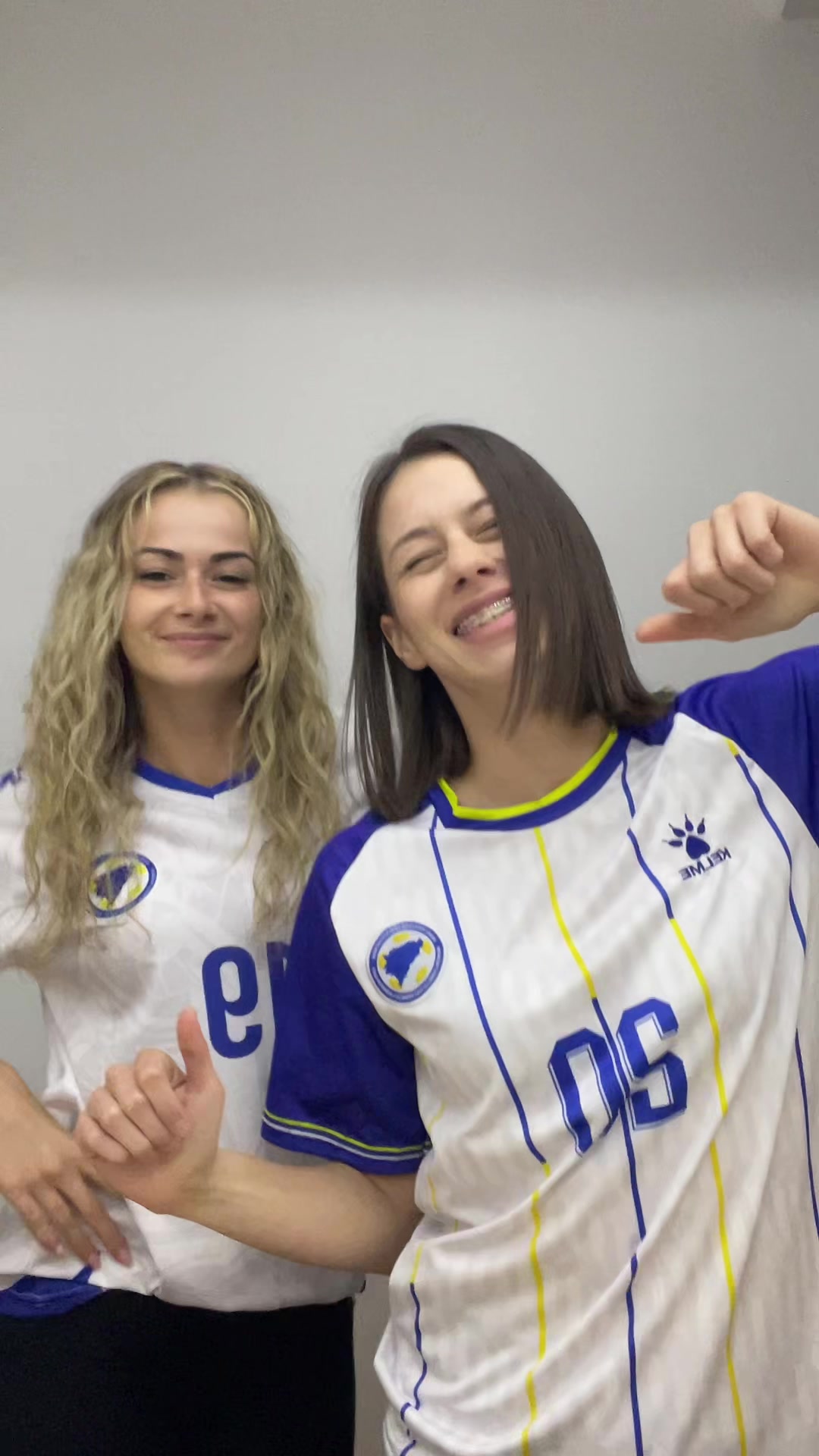 @Dzejla