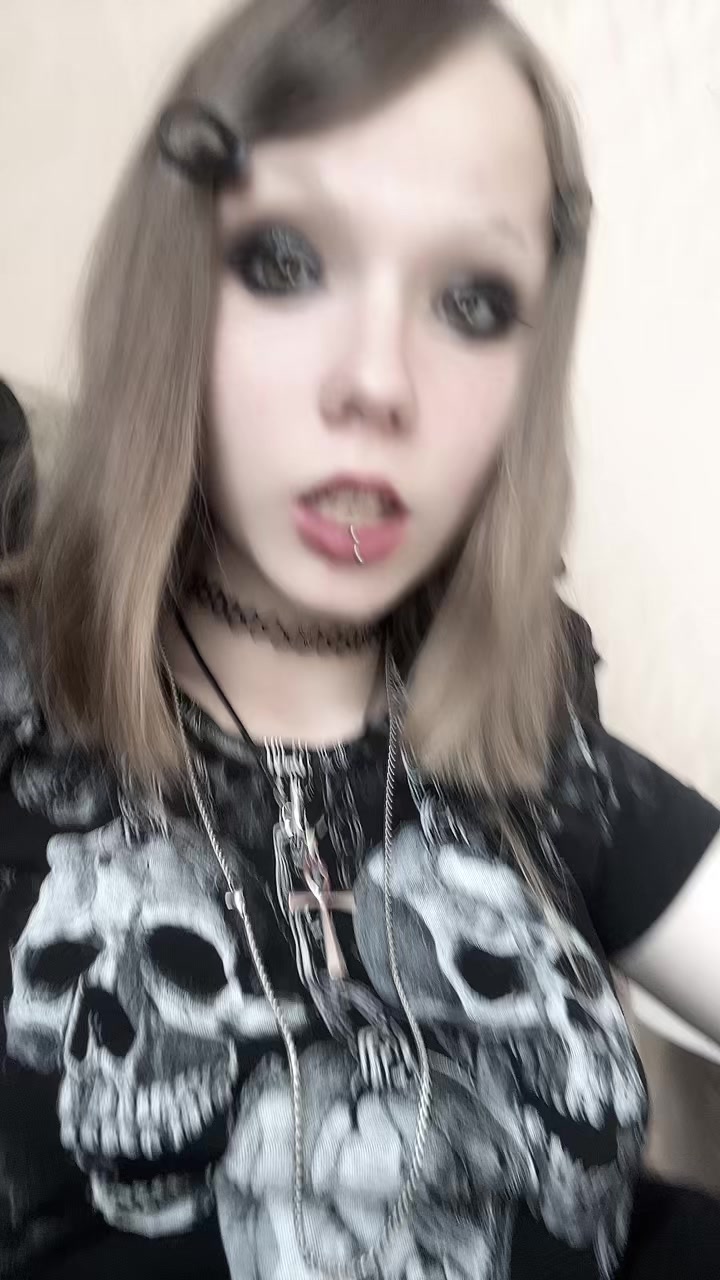 @&times; ШАРЛОТТА РАЙЗЕР &times;