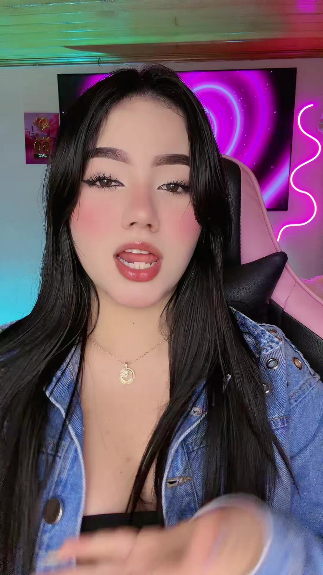 @👻🌷𝓒𝓪𝓻𝓸𝓵𝓲𝓷𝓪