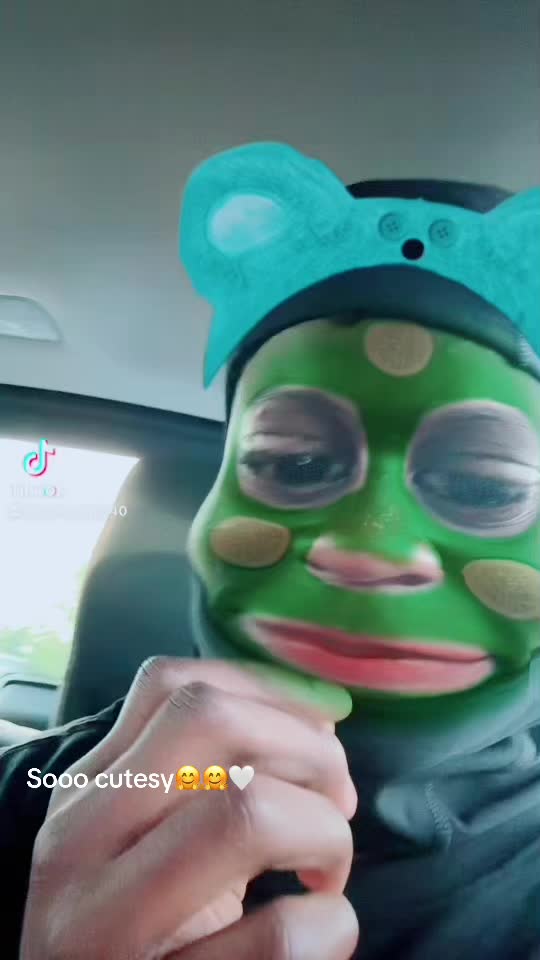 @️Emii