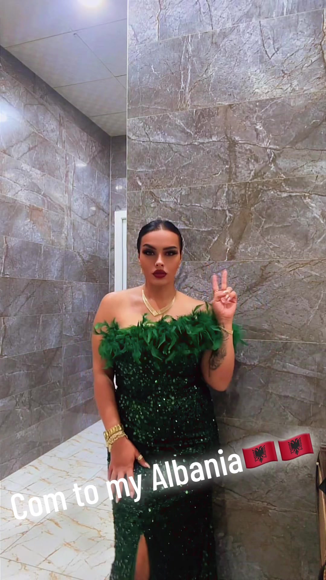 @👑Linda Shabani👑
