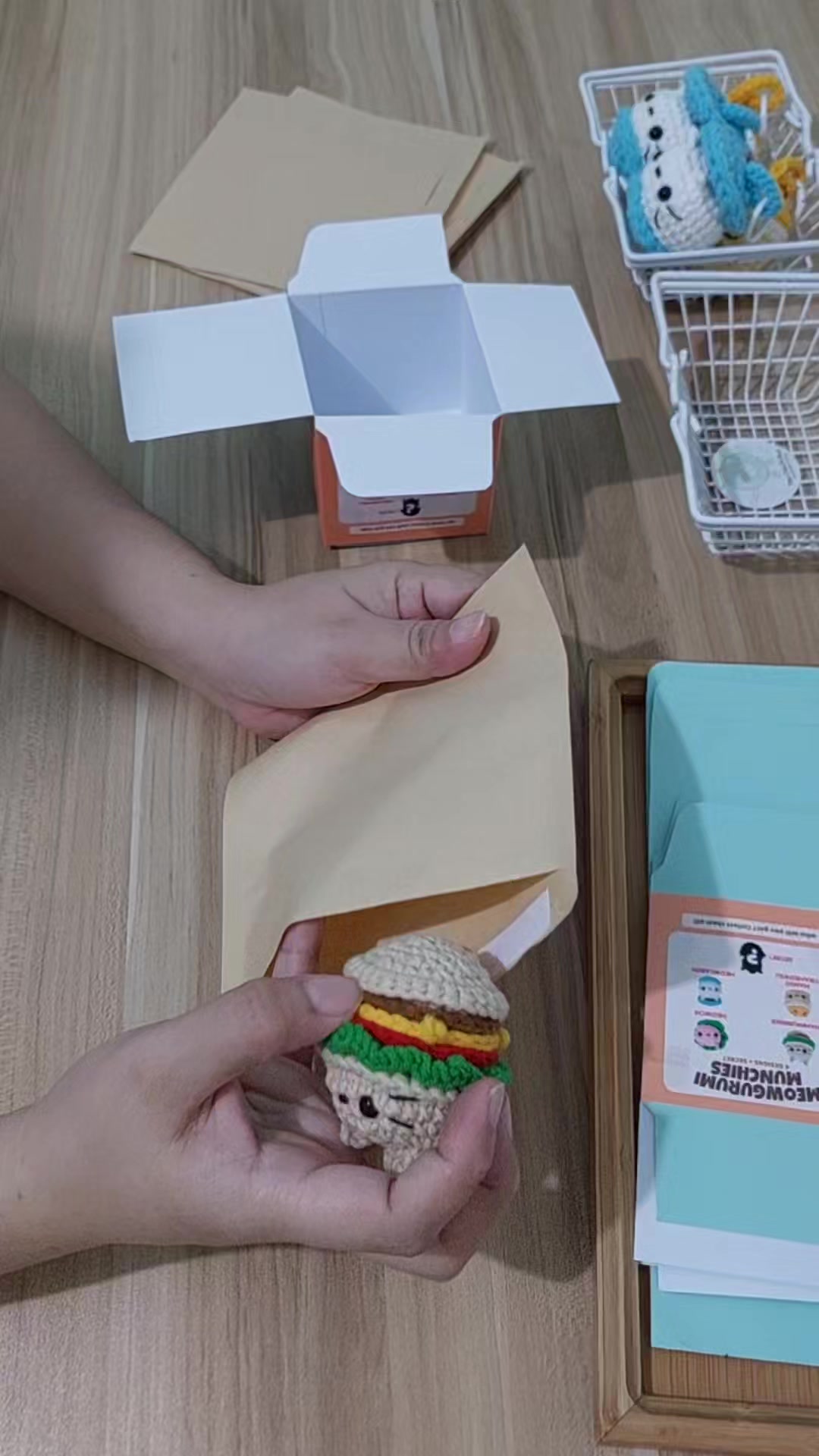 @The CHLOE box