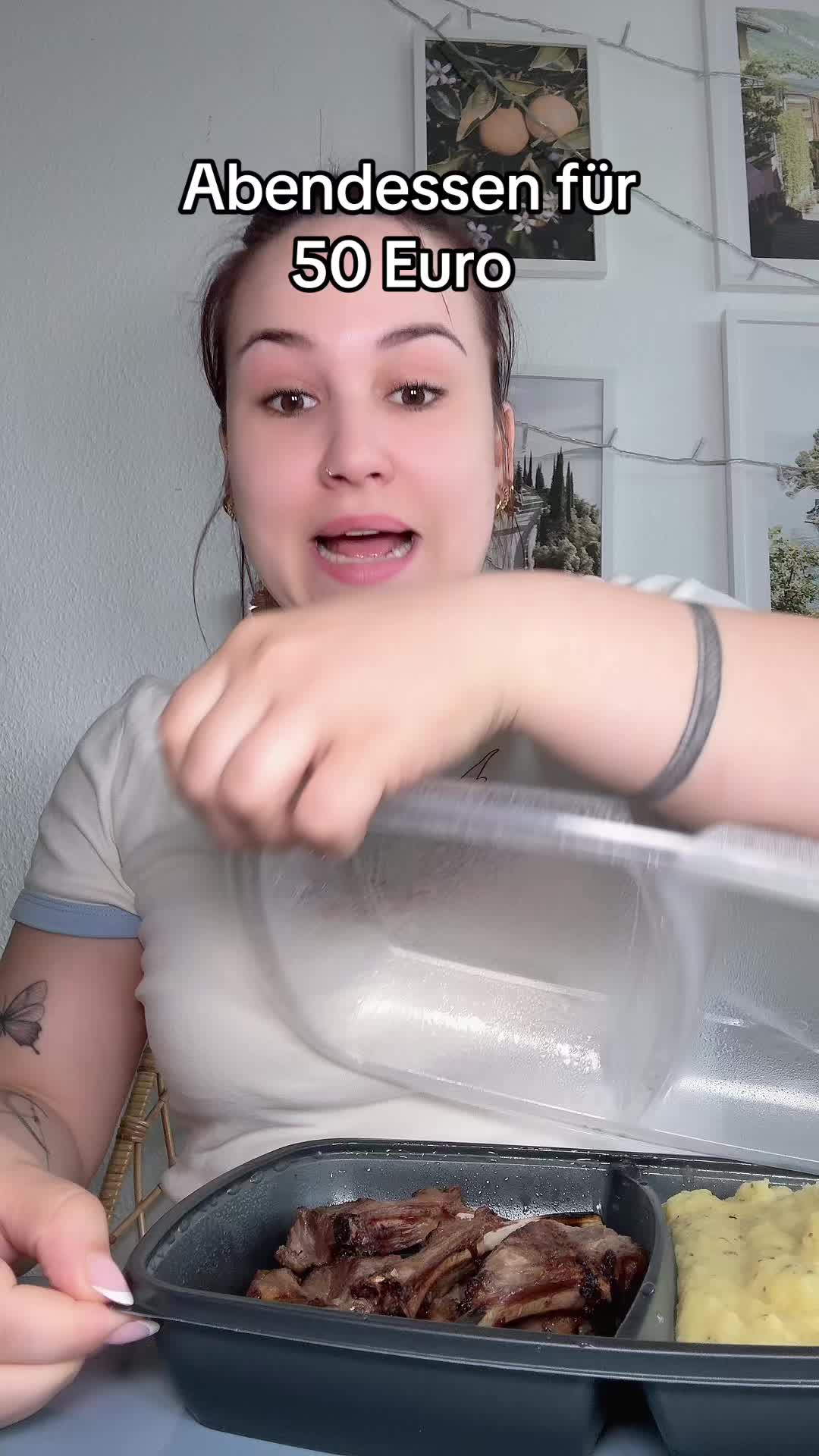 @laurassoberlife