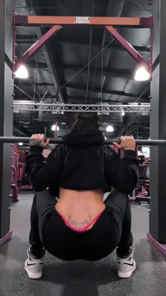 @NIKKIIBABYY