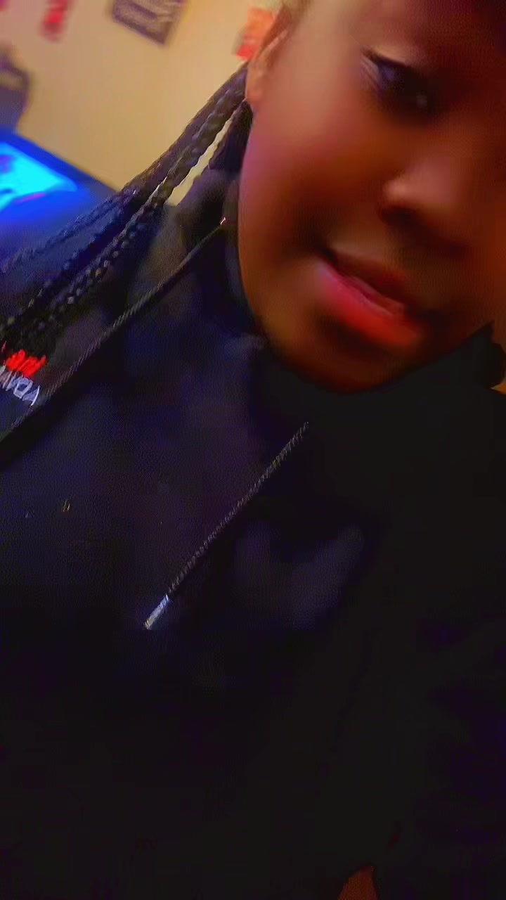 @Deeshort26