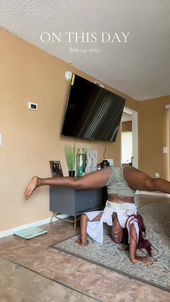 @Queennneisha