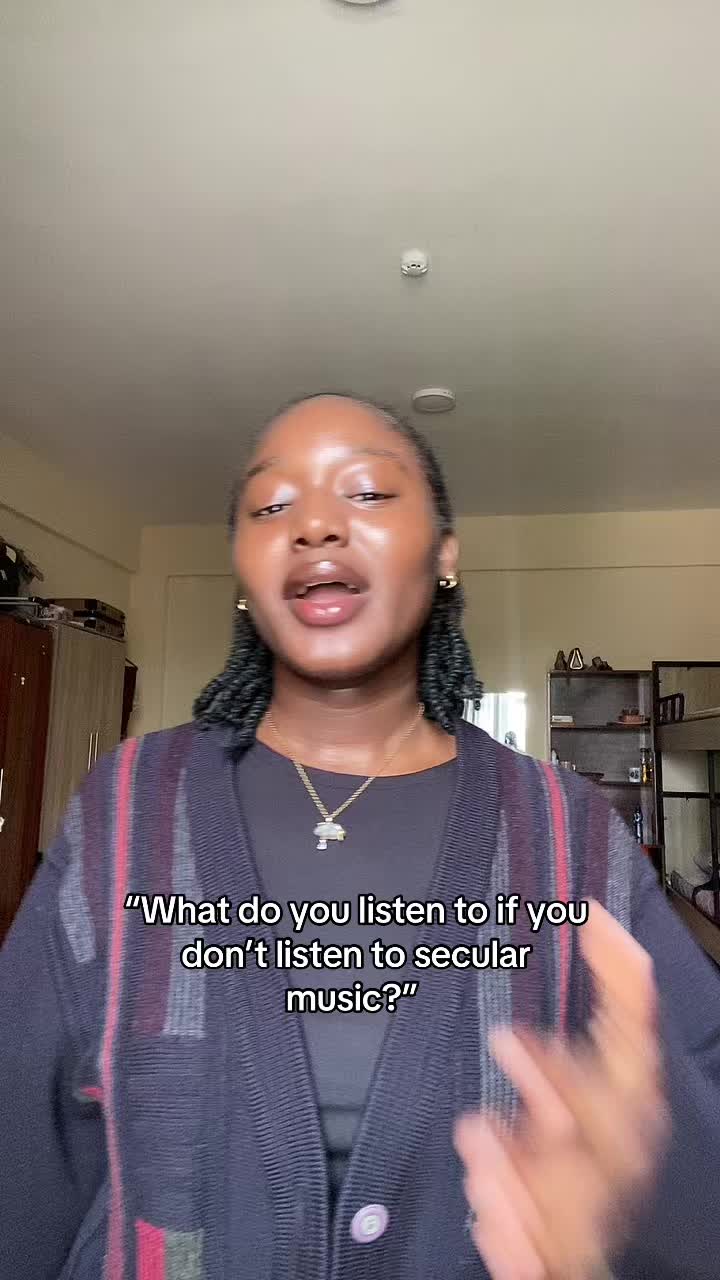 @𝓵𝓲𝓿💗