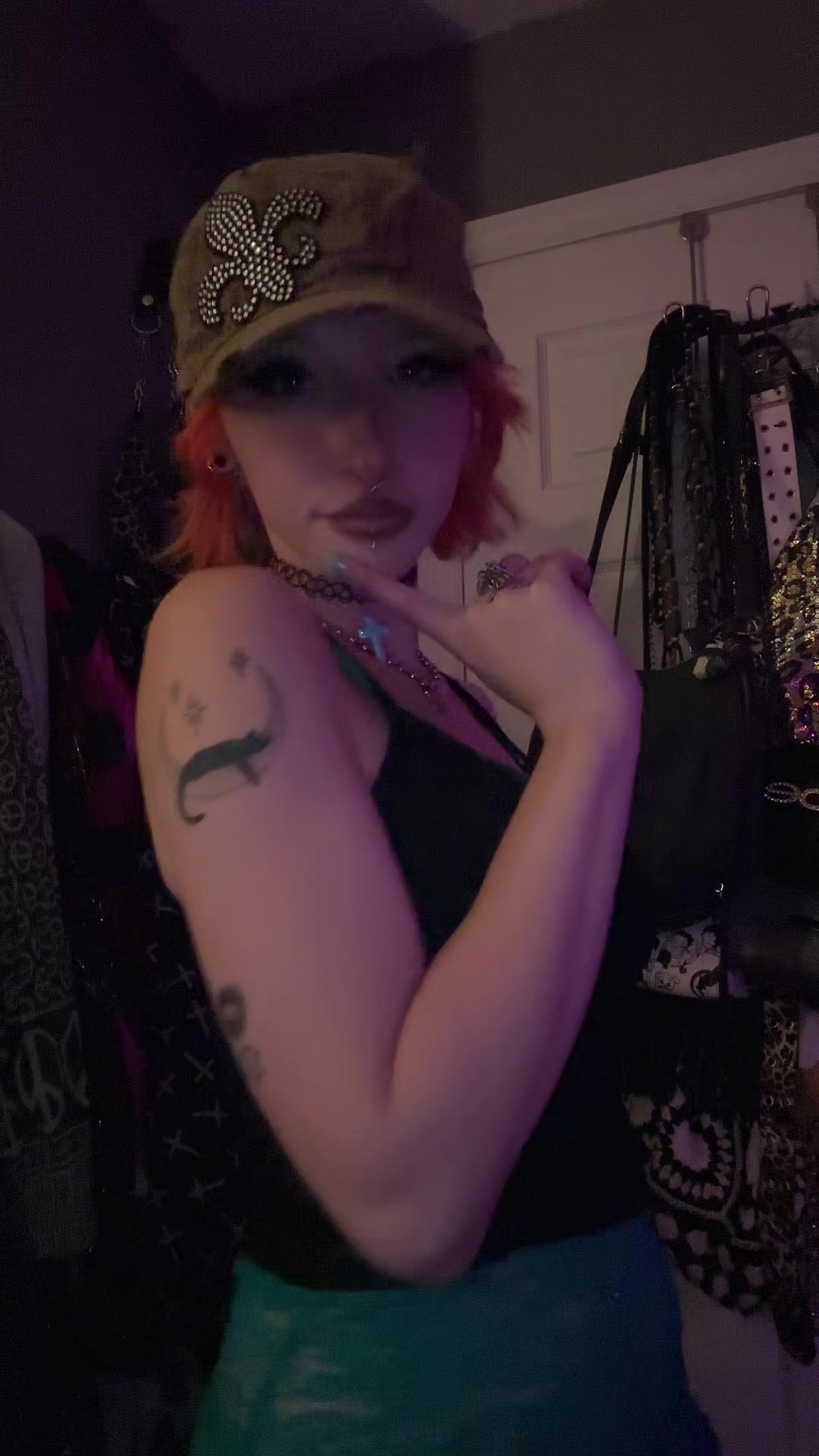 @Vic🗝️🎼☮️⚜️