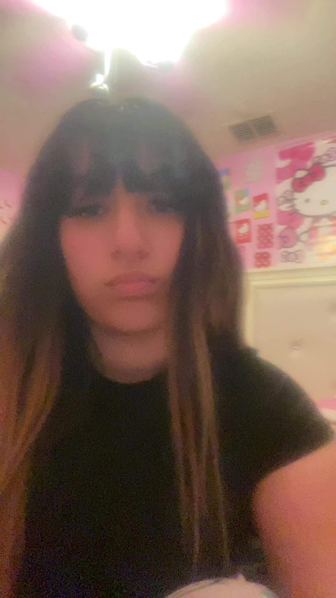 @sarahnextdoorgirl:)