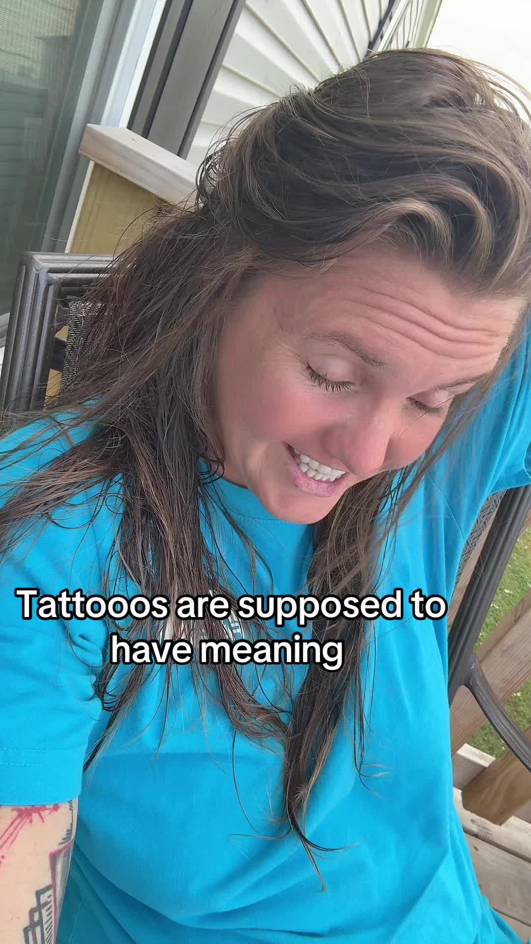 @Tee