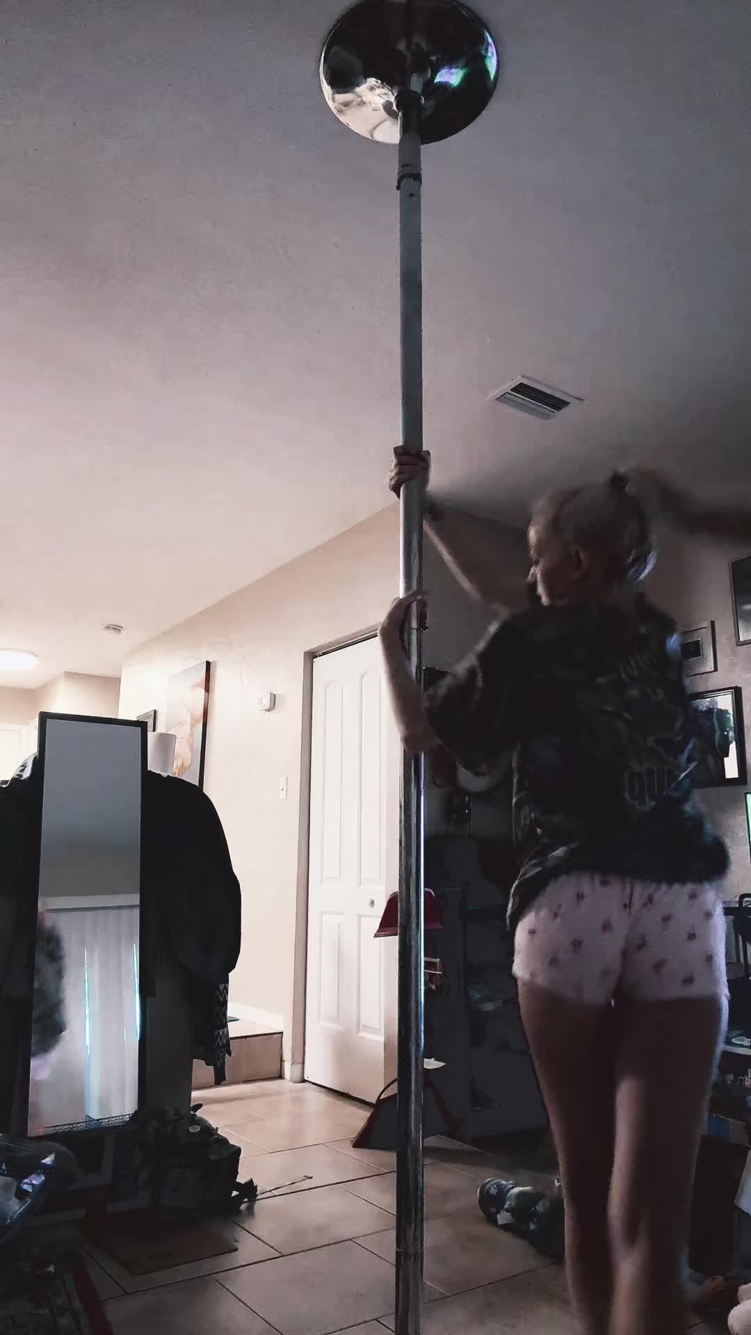 @Your moms pimp
