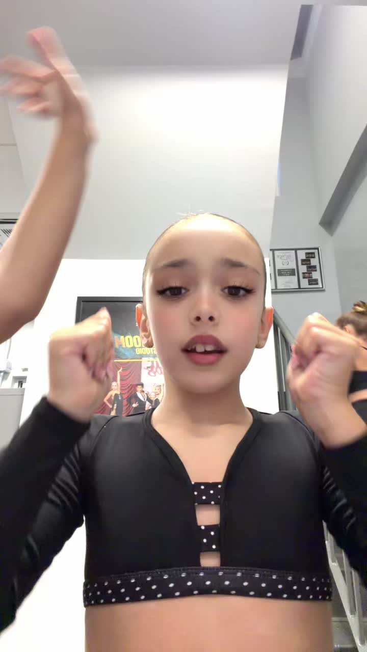 @DelaneyDances