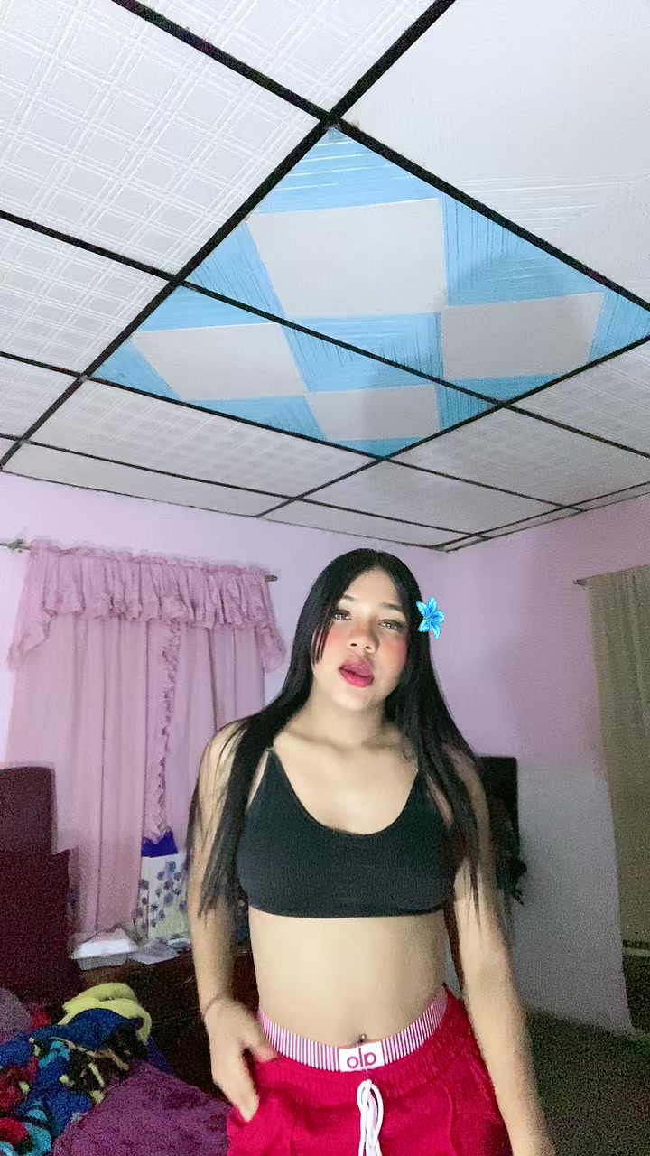 @Eme✨