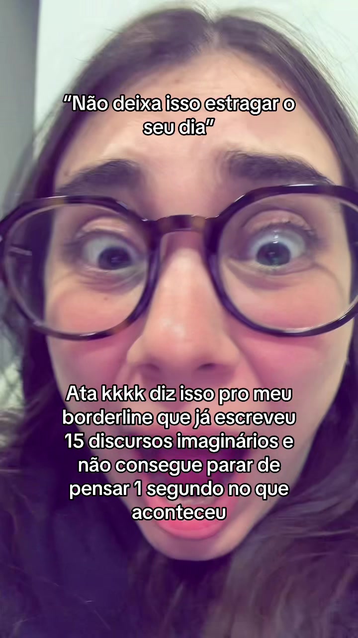 @Haylla Ina&ecirc;