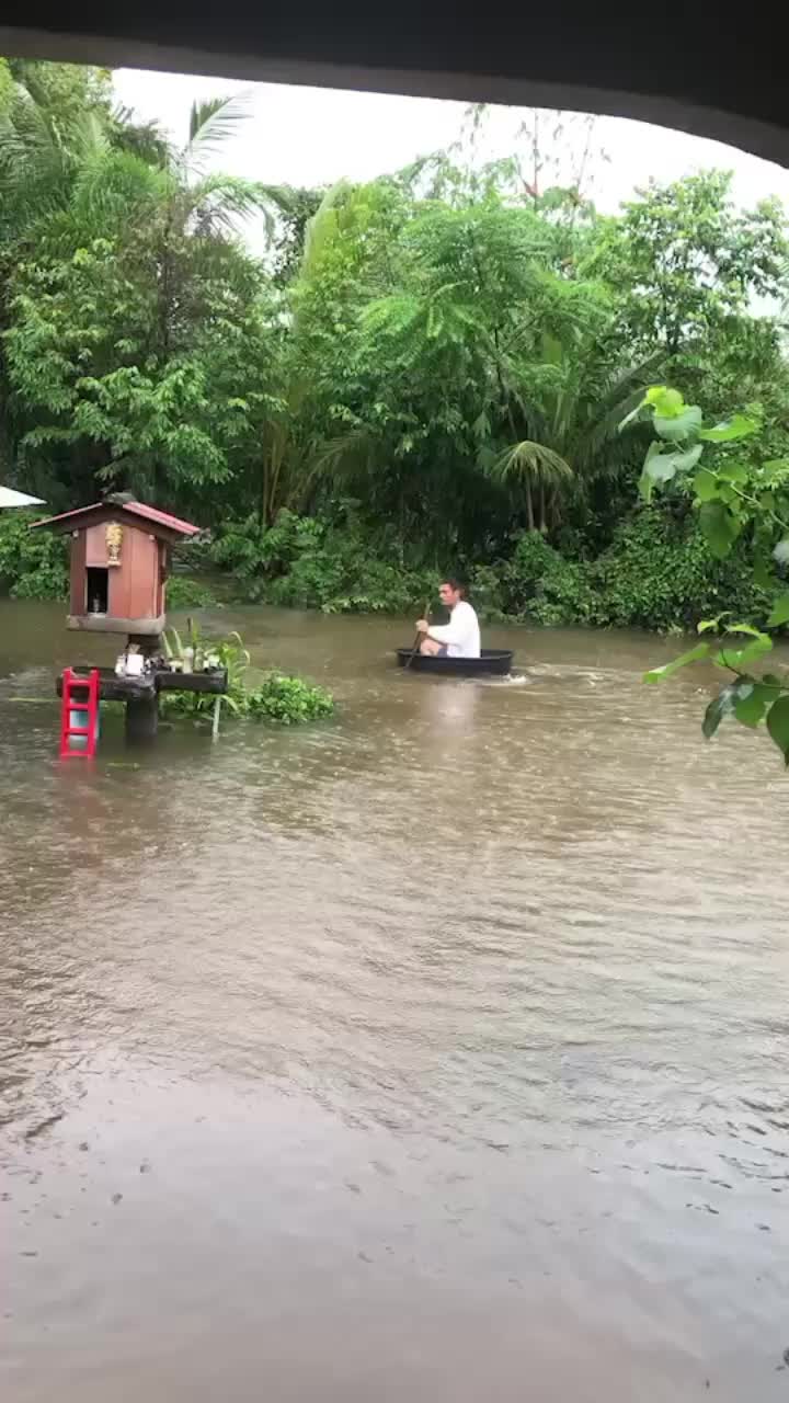 @เอียดพี เด็กใต้สองเล