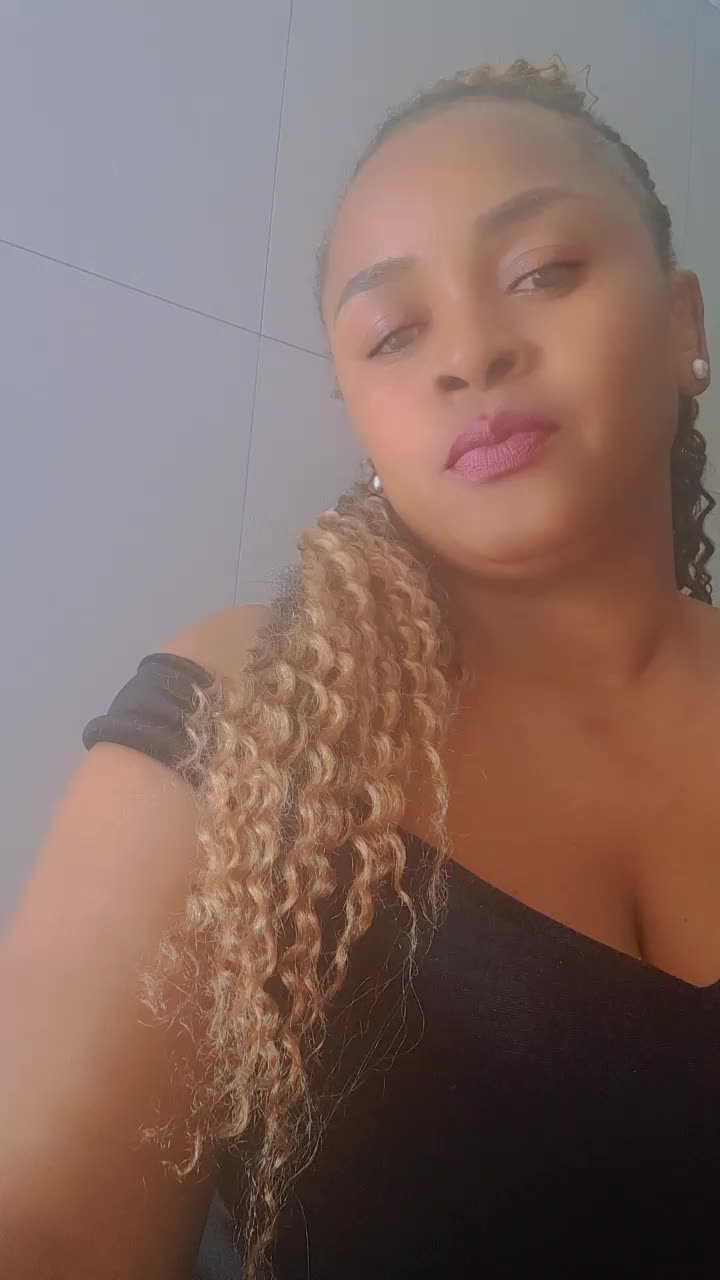 @Tsakzo Candice