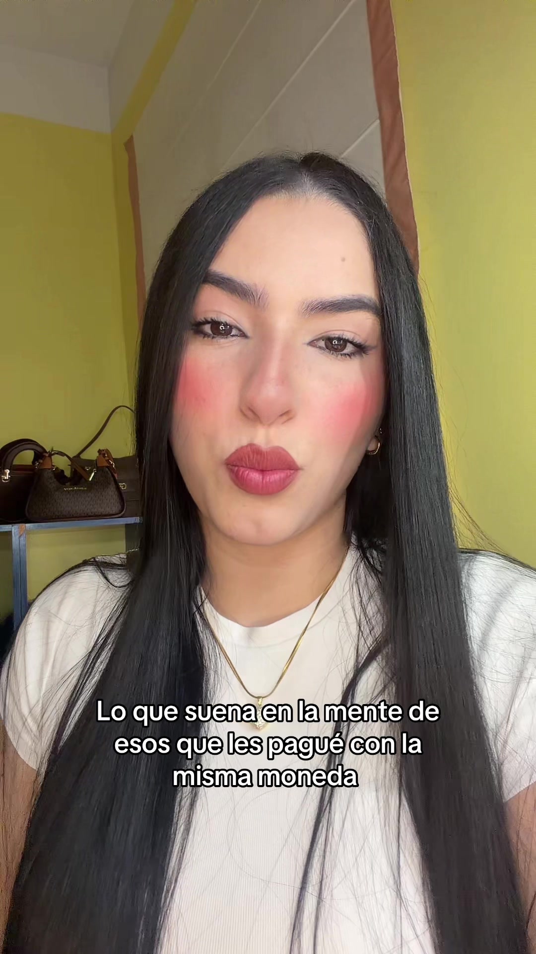 @Valen Sierra💞✨