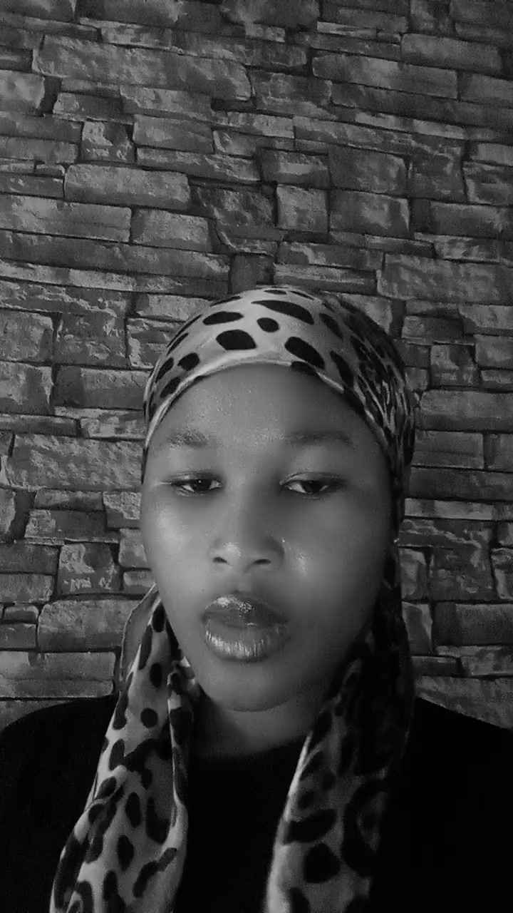 @Queenzy