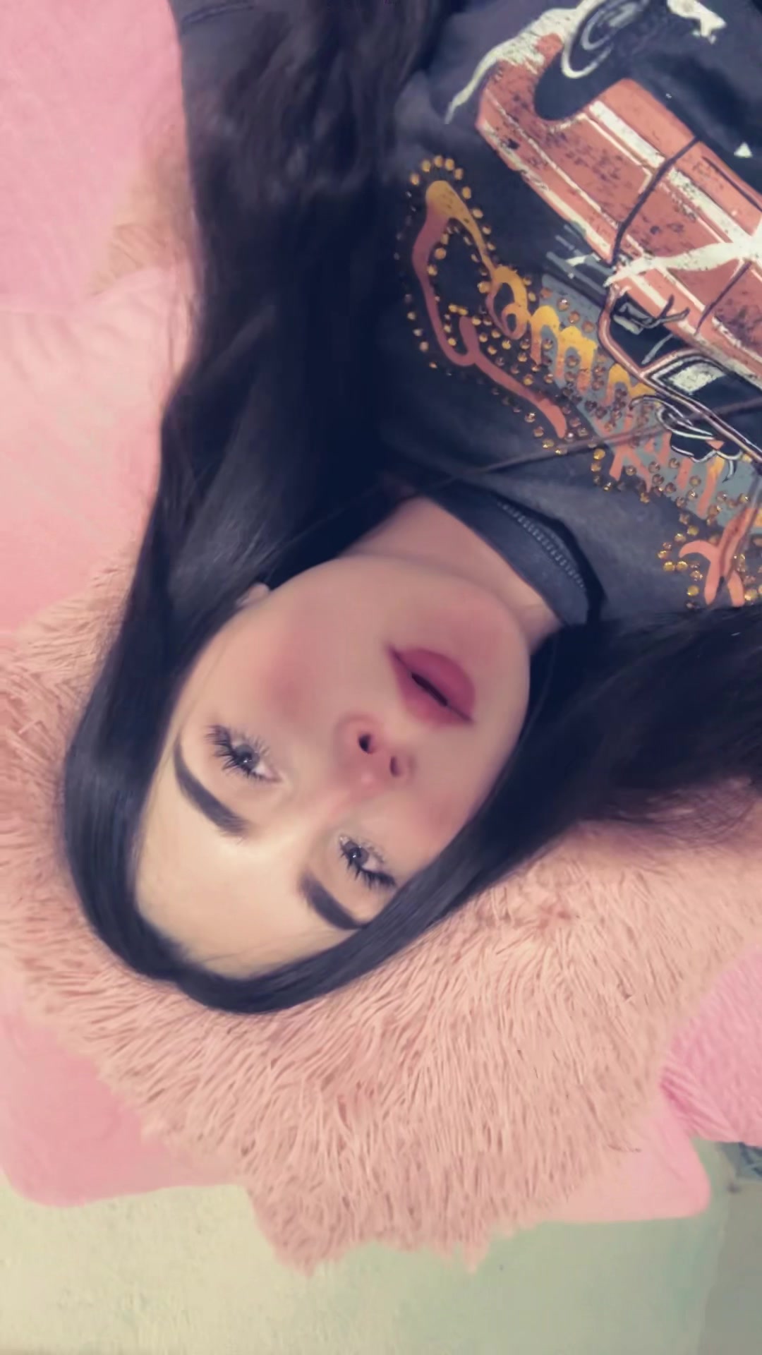 @Angeles 🦋🤠