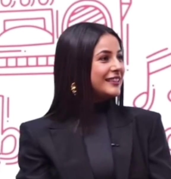 @𝐇𝐢𝐭 𝐒𝐨𝐧𝐠𝐬 🦂