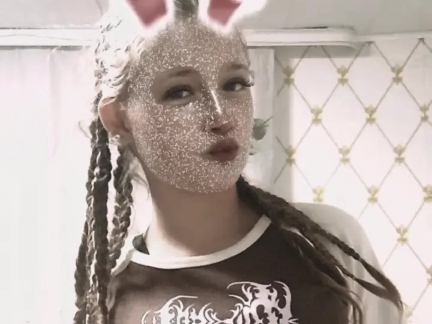 @~^°lilysik°^~