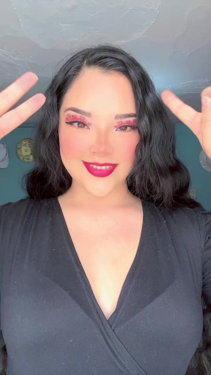 @Leslye🦋