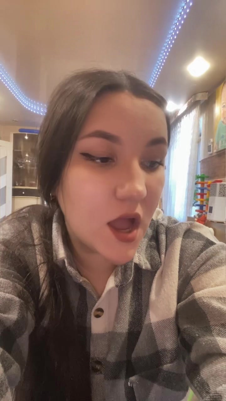 @arianaterno