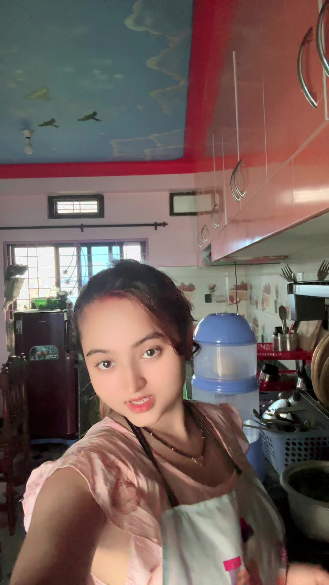 @Rejina 🦋🍫