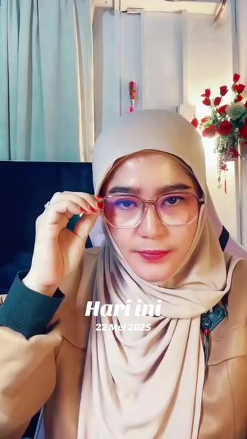 @Aunty (هاجر)
