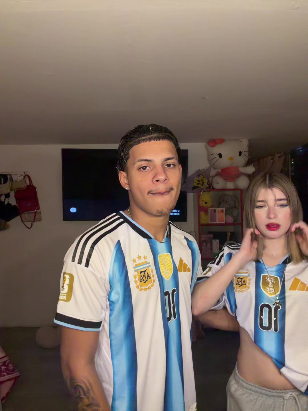 @Alxjandroooo💛