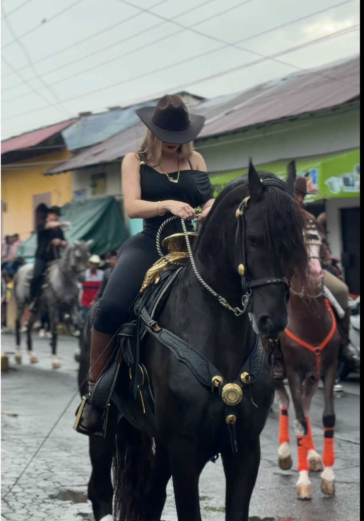 @gisselle_lumbi_polanco_