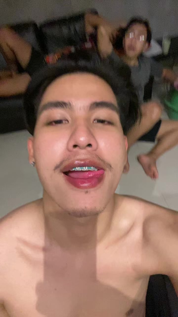 @โอ๊ตจิ ดิว่ะ 👅