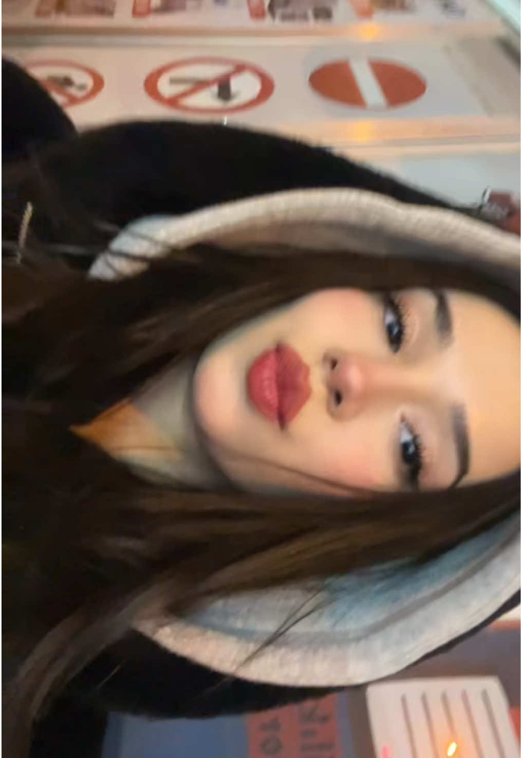 @Zeyzey