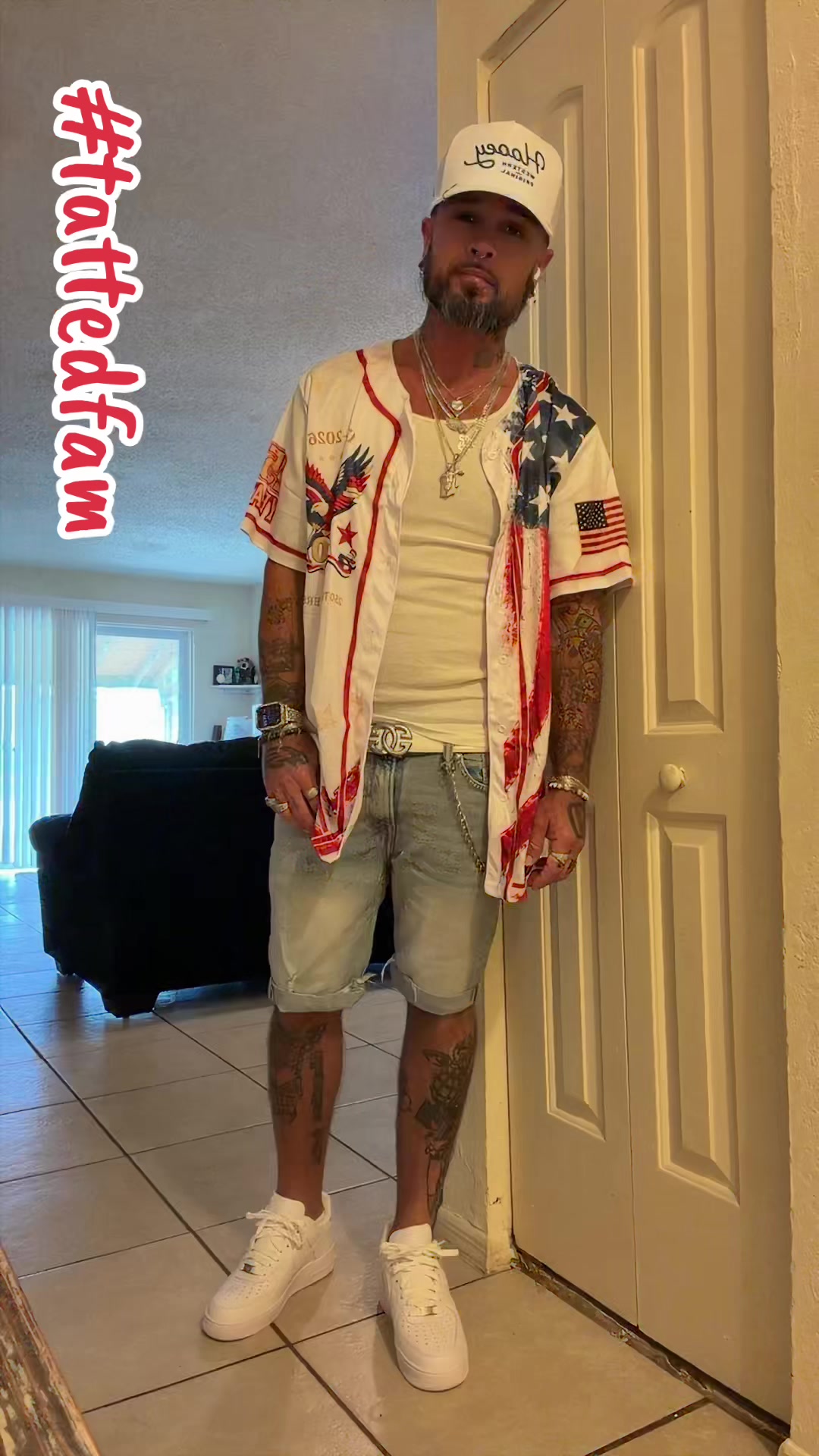 @Tatted_up_Cowboy