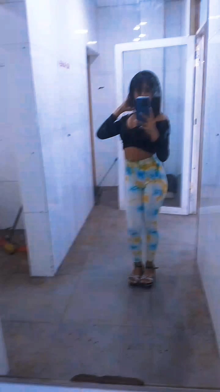 @👑La Peque&ntilde;a👑