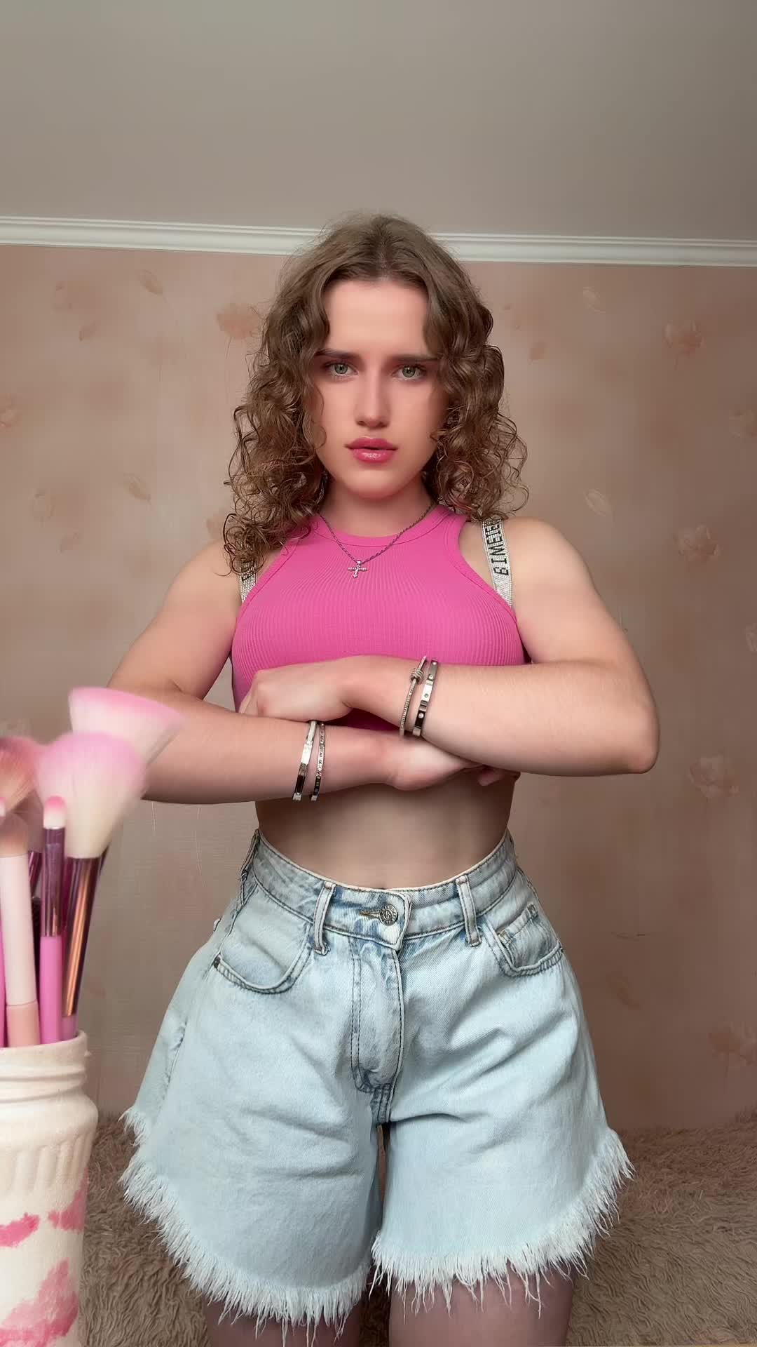 @olya makima