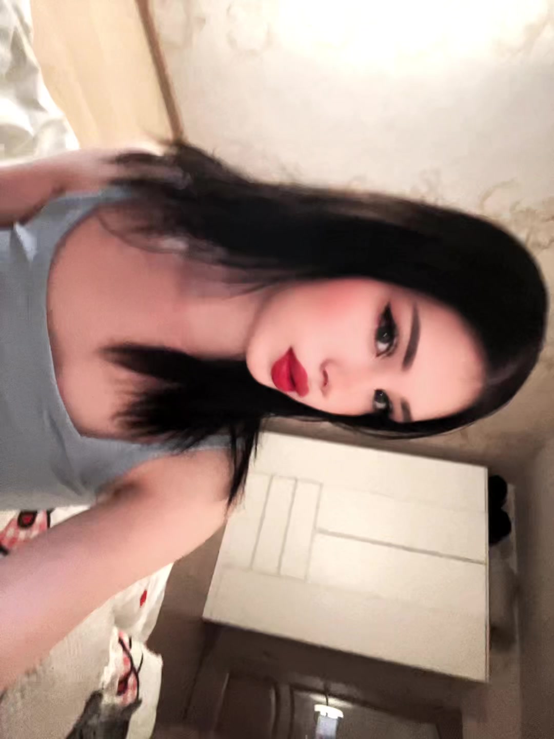 @ReikaUWU