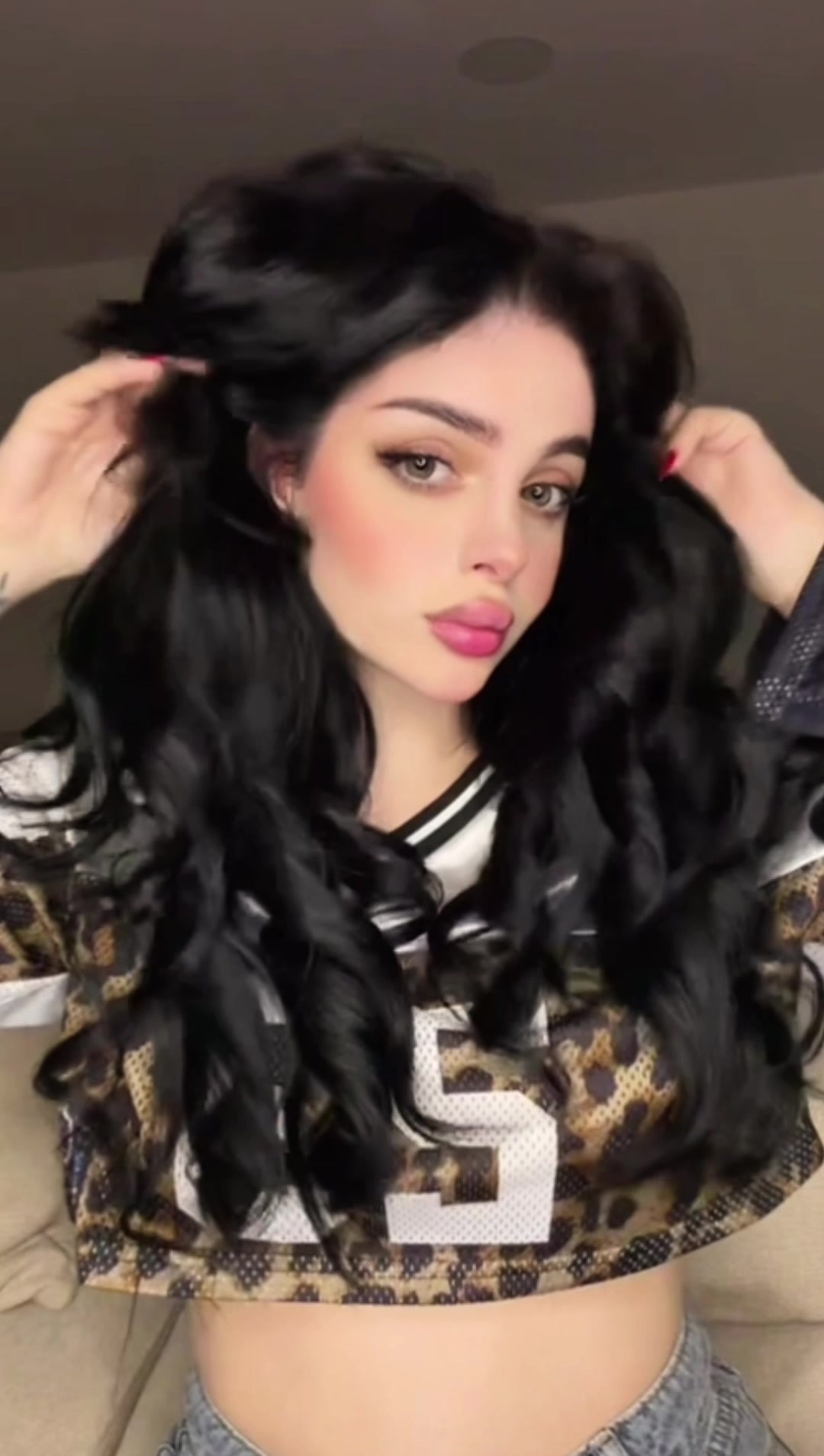 @Model rena
