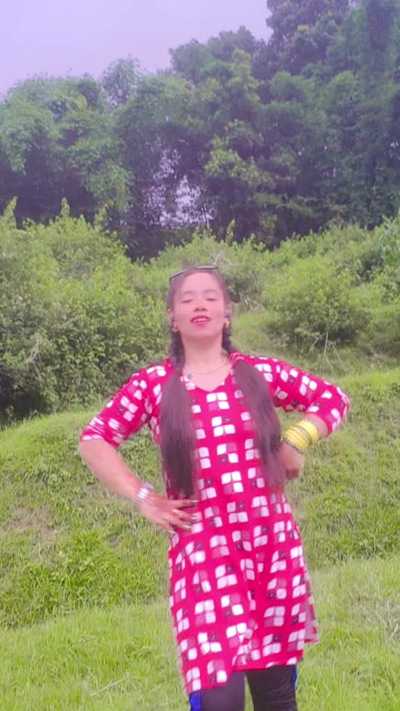 @☦️सोफिया चेपाङ्ग🇳🇵