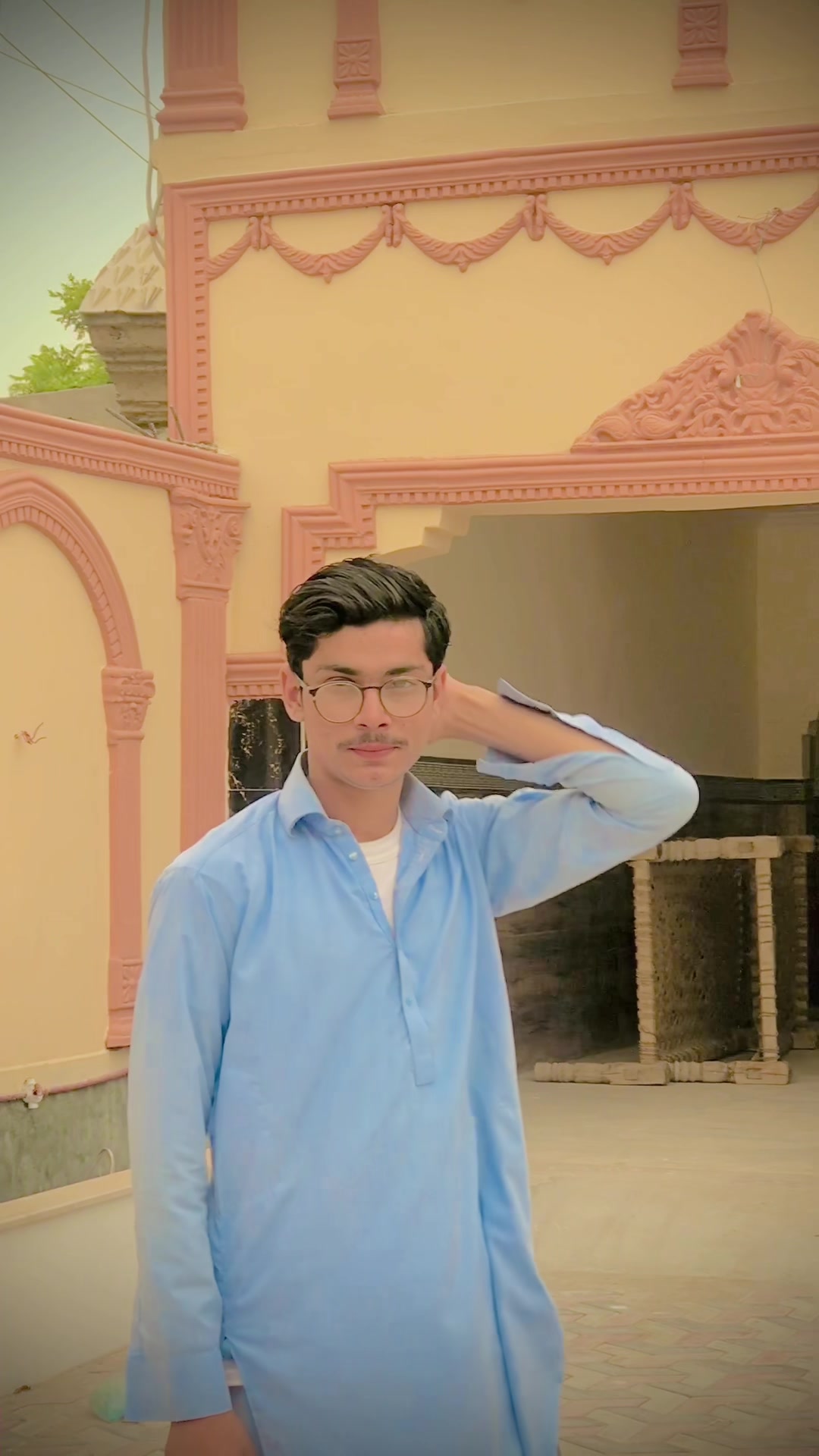 @🅥 بادشاہ MANDURI KING