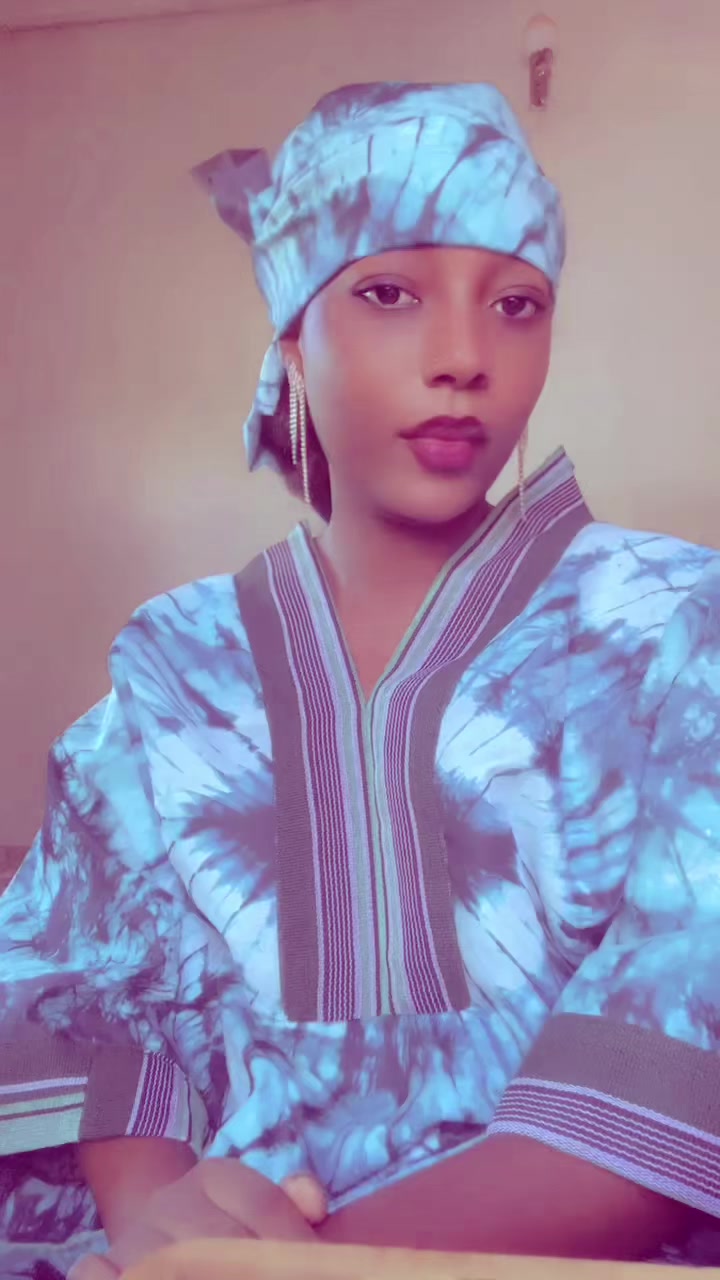 @🌸🥀La$t born🌸🥀