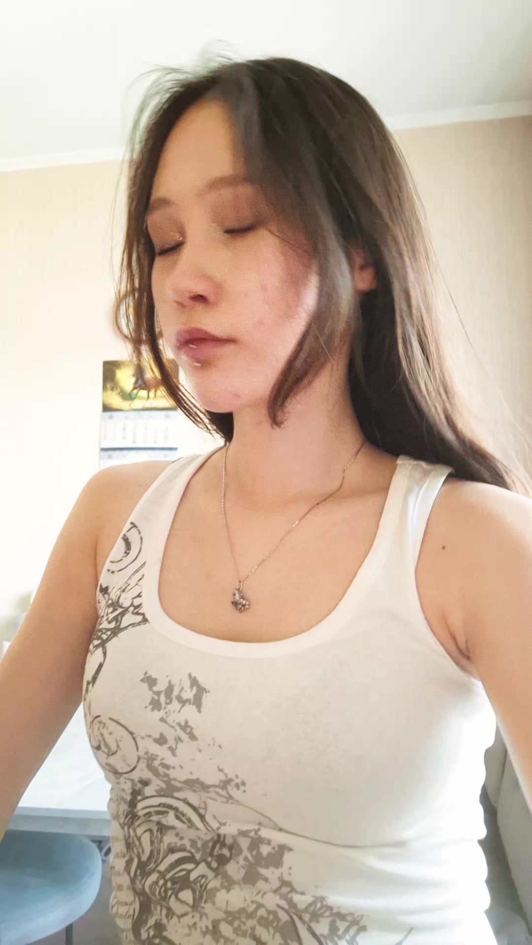 @sunnnyhole