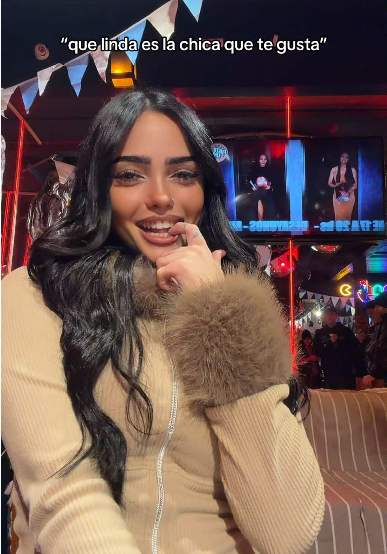 @Valentina Goldzen