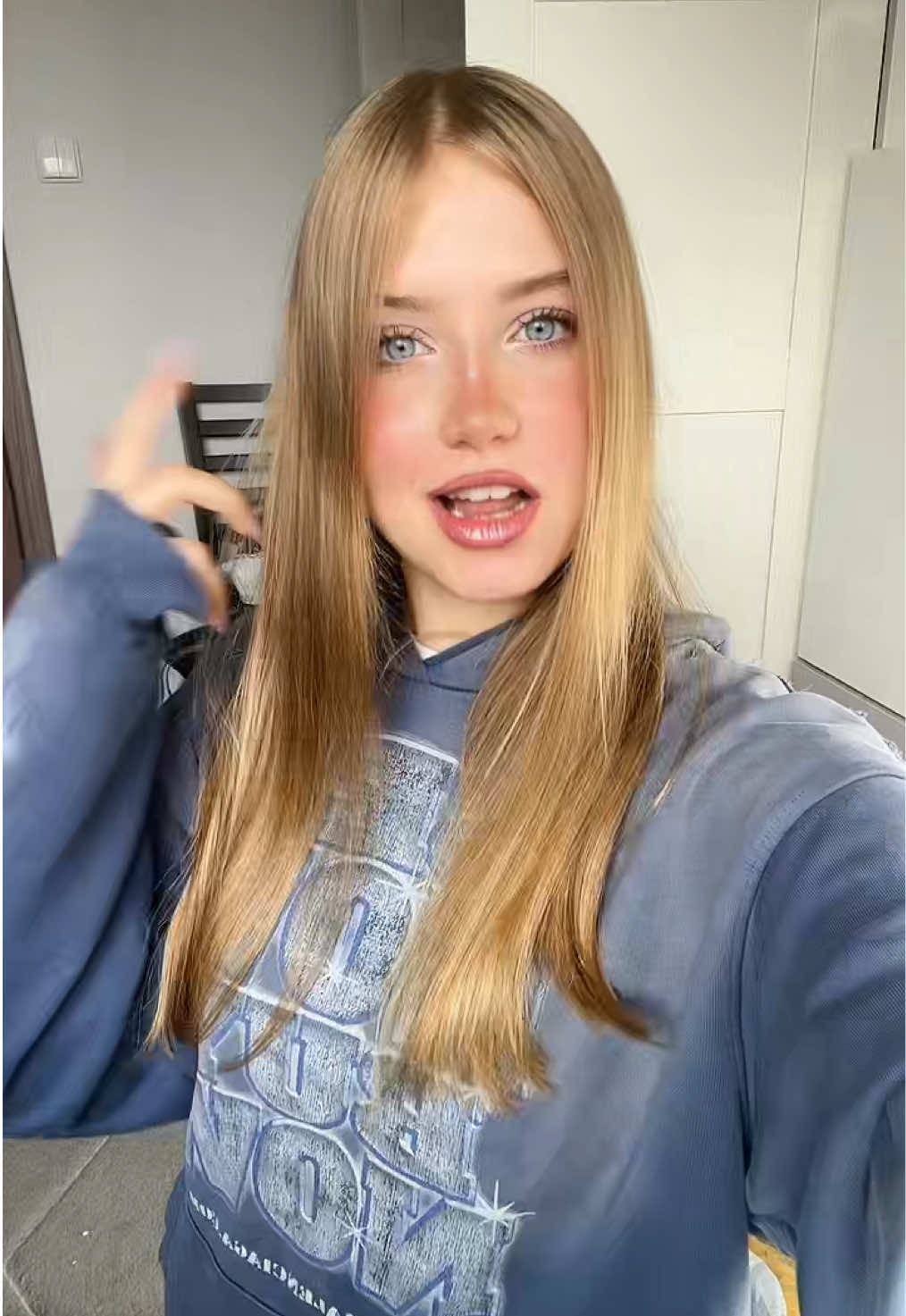 @leanaagg